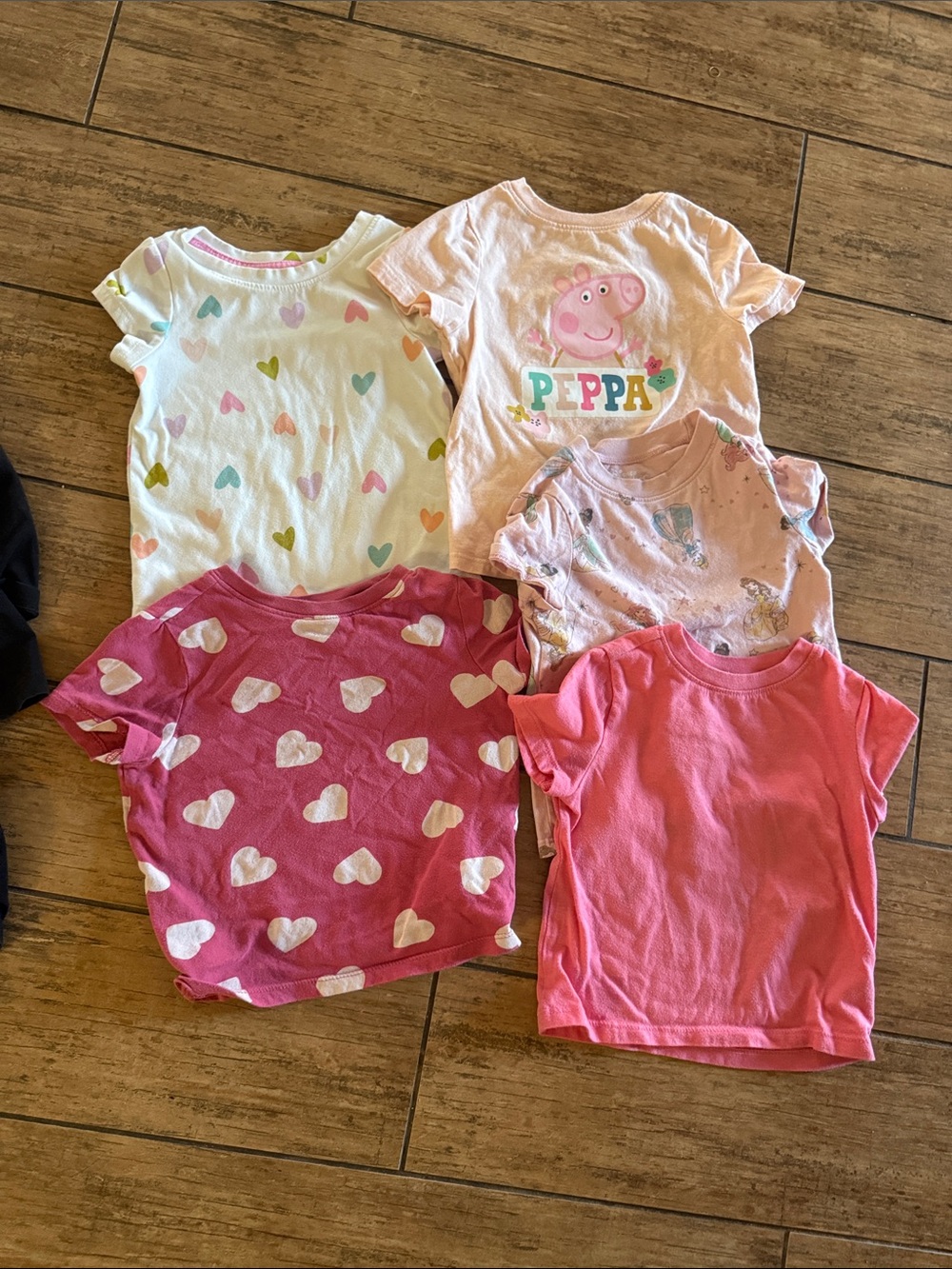 Lot of 2t girls play clothes